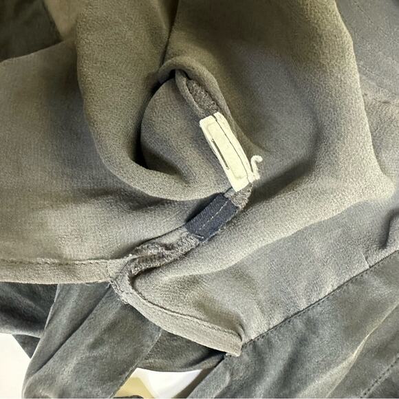 Banana Republic Sleeveless Pleated Top Size Small - Picture 11 of 11